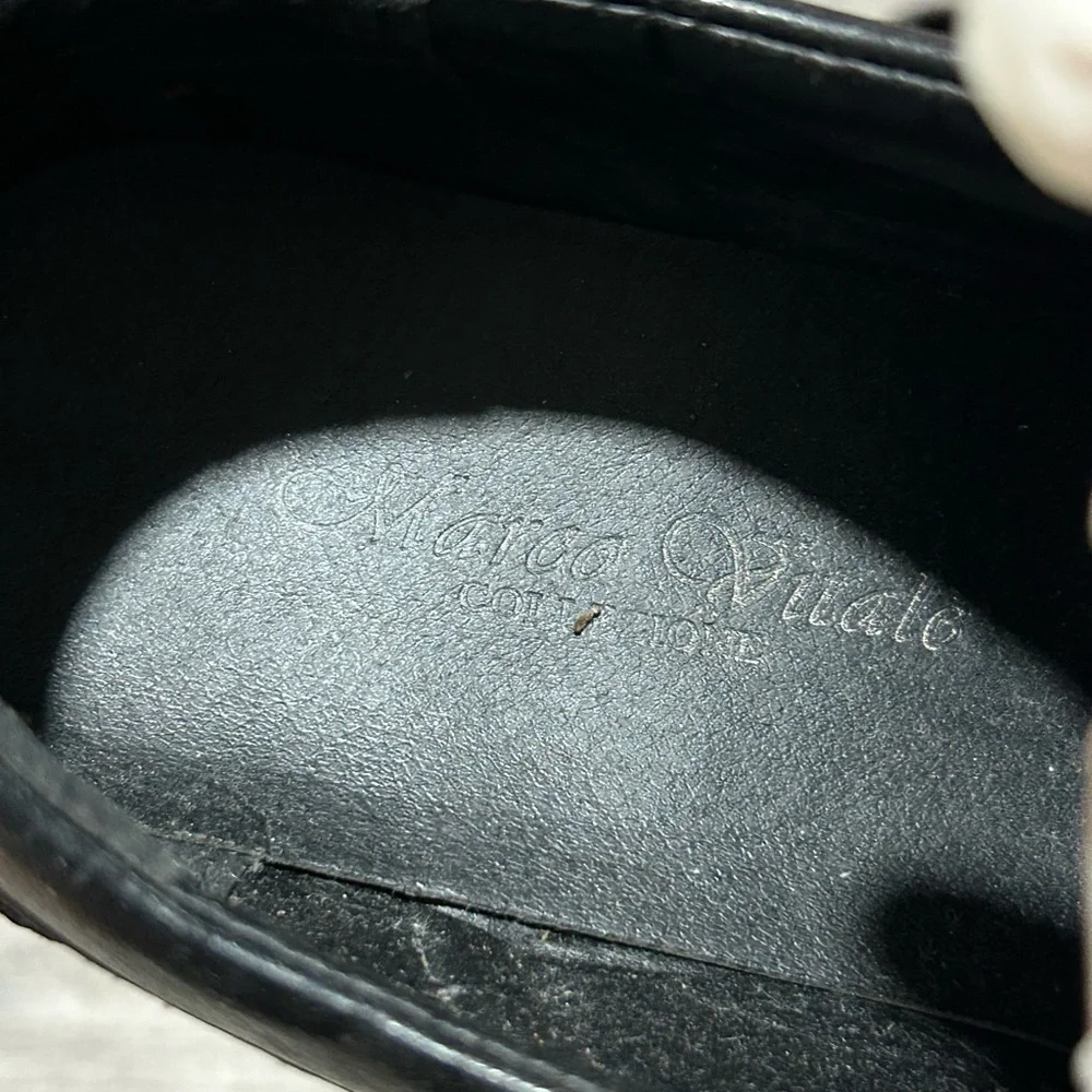 Elegant Black Leather Men's Oxfords